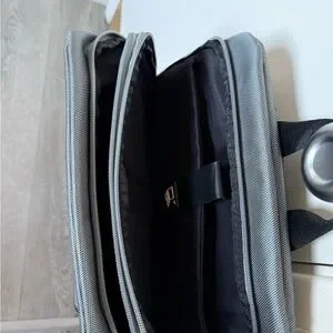 Naturalizer Gray Minimalist Backpack Naturalizer | Bags | Naturalizer Gray Minimalist Backpack  main image 2
